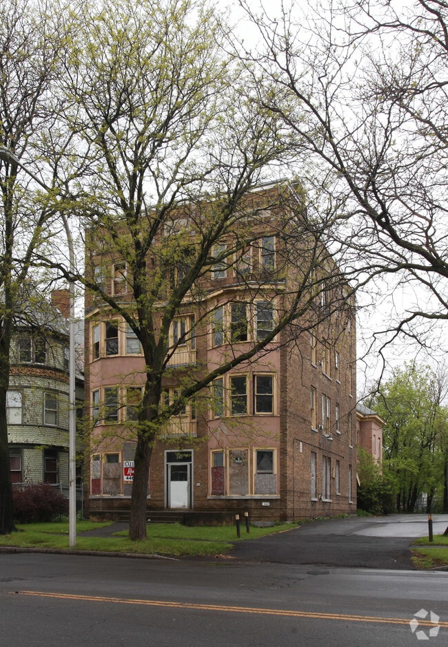 Building Photo - 360 W Onondaga St