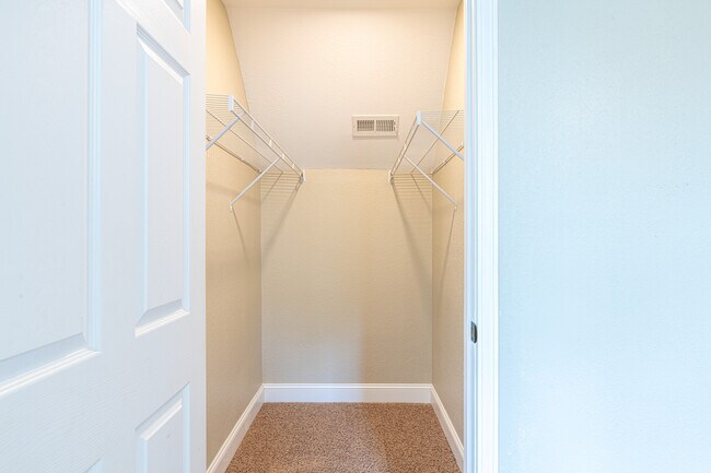 Building Photo - 7211 Remagen Ln