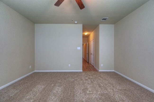 Building Photo - 17131 Devon Dogwood Trail
