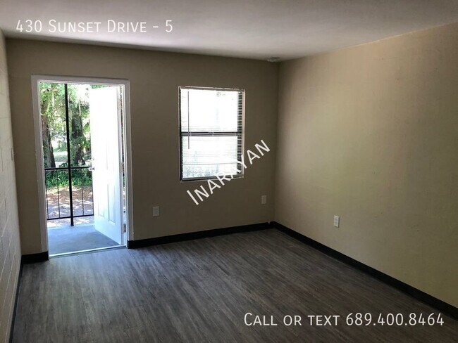 Building Photo - 430 Sunset Dr