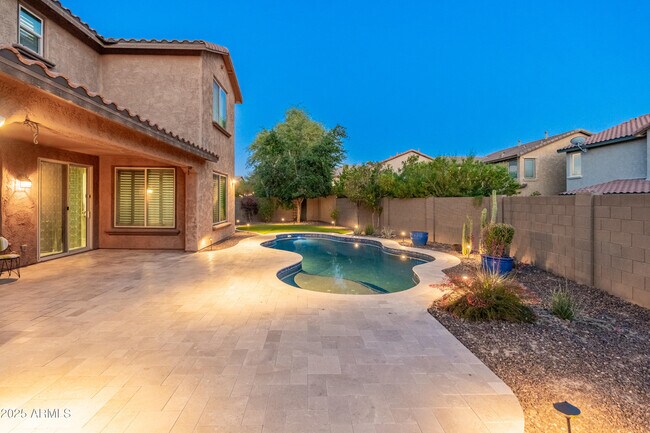 Building Photo - 3603 E Salter Dr