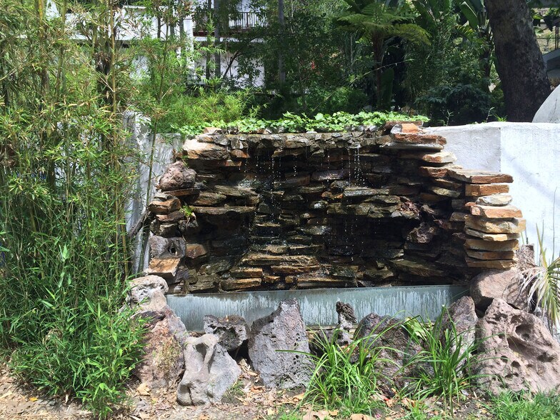 outside waterfall - 2366 Nichols Canyon Rd