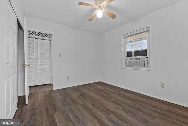 Building Photo - 908 Shelby Dr