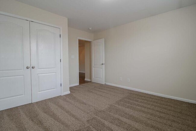 Building Photo - 1718-G Thistlewood Dr