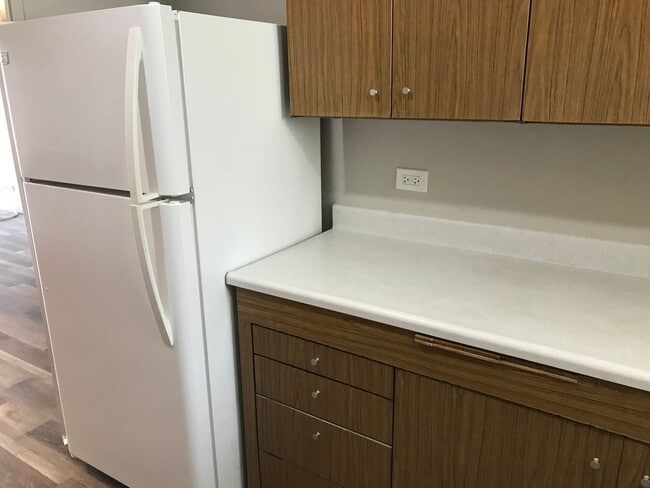 Building Photo - 1717 Ala Wai Blvd