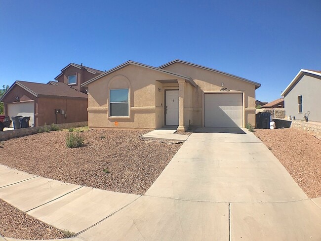Primary Photo - East El Paso 3 bed Refrig A/C