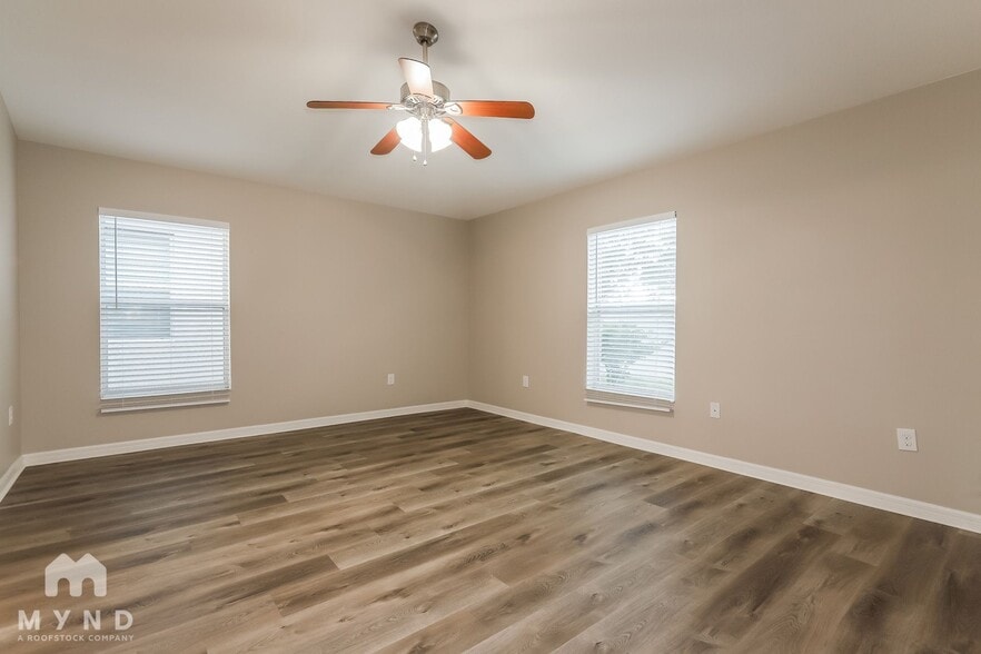 Building Photo - 10313 Summer Azure Dr