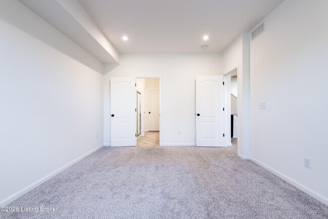 Building Photo - 10029 Windcrest Farms Ln