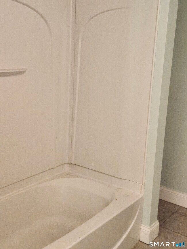 Building Photo - 488 Chapel St