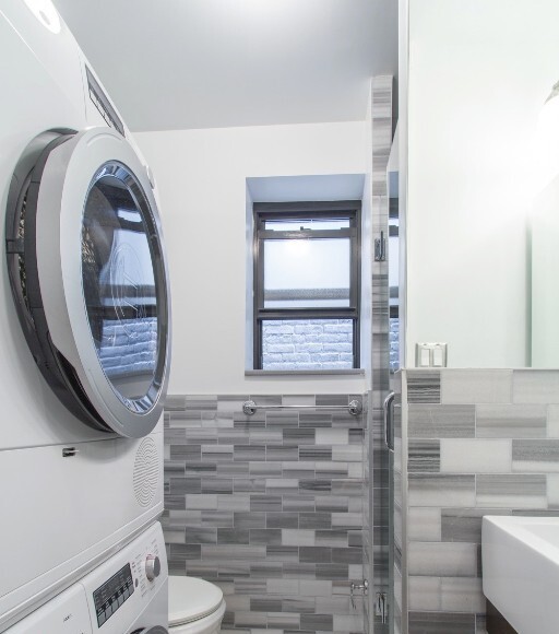 Building Photo - 221 Mott St