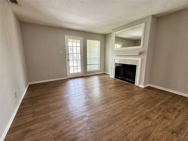 Building Photo - 5981 Arapaho Rd