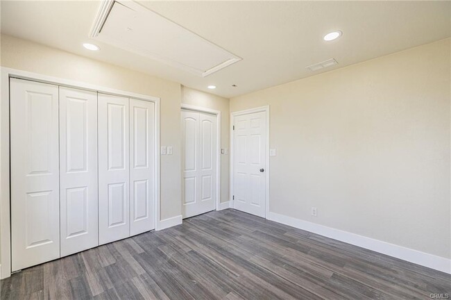 Building Photo - 33110 Hillside Dr