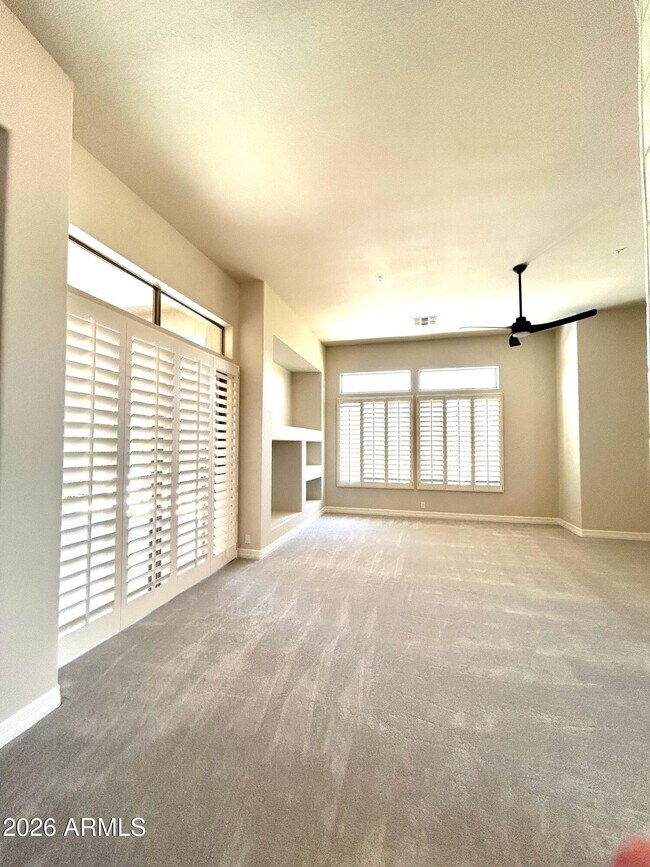 Building Photo - 7484 E Pontebella Dr