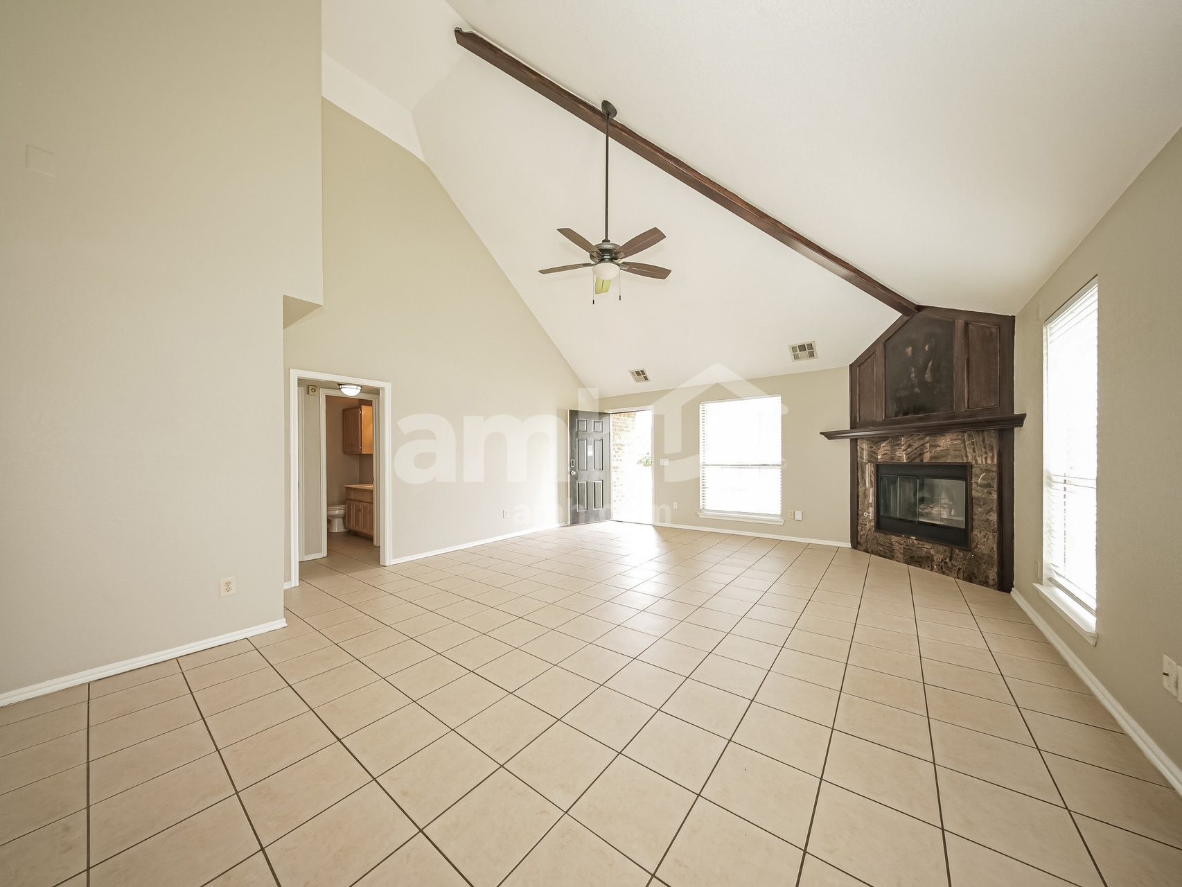 Building Photo - 1424 SW 23rd St