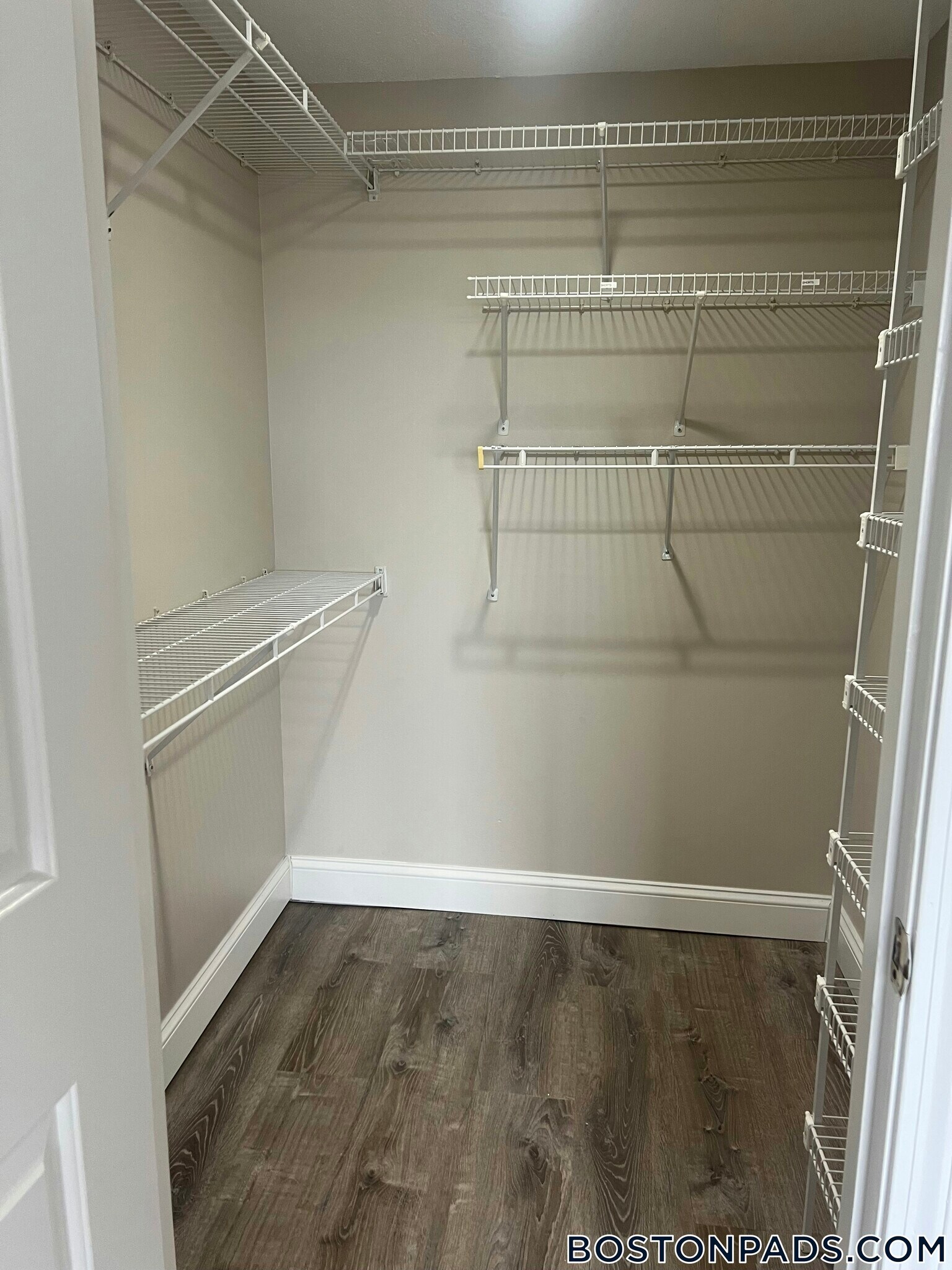 Building Photo - 4380 N Main St