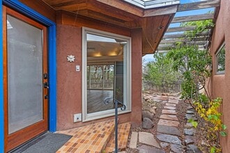Building Photo - 138 Ridgecrest Dr