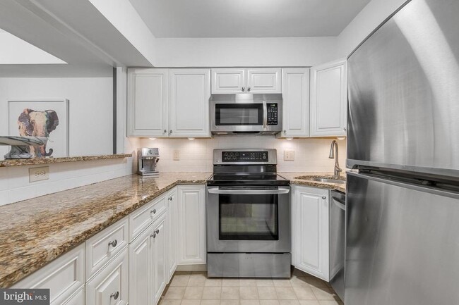 Building Photo - 10823 Hampton Mill Terrace