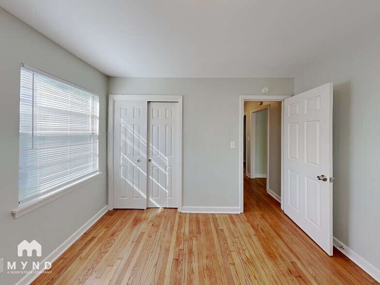 Building Photo - 1437 Freda Dr