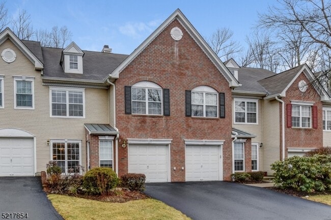 Building Photo - 118 Constitution Way