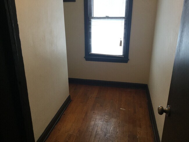 Building Photo - 3616 N 58th Blvd