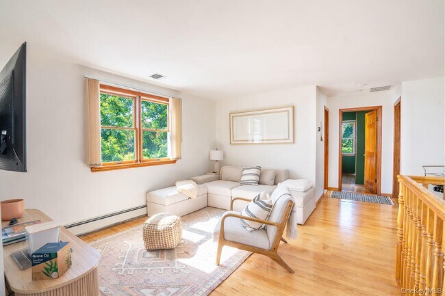 Building Photo - 1250 2nd St