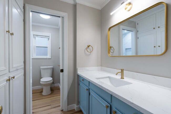 Building Photo - 4411 Deer Lodge Dr