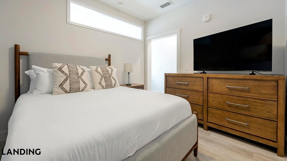 Building Photo - 2005 11th St NW