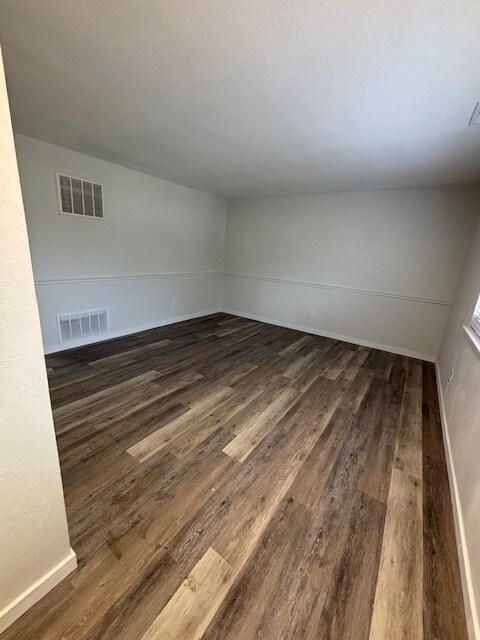 Building Photo - 2714 Center St