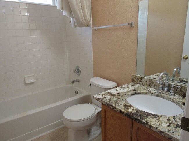 Building Photo - Superb  updated 5 bedroom, 4 bathroom home...