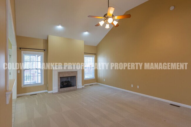 Building Photo - 6811 Neville Dr