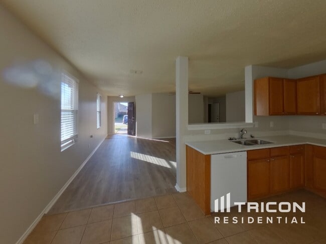 Building Photo - 1733 Sierra Meadow Ln