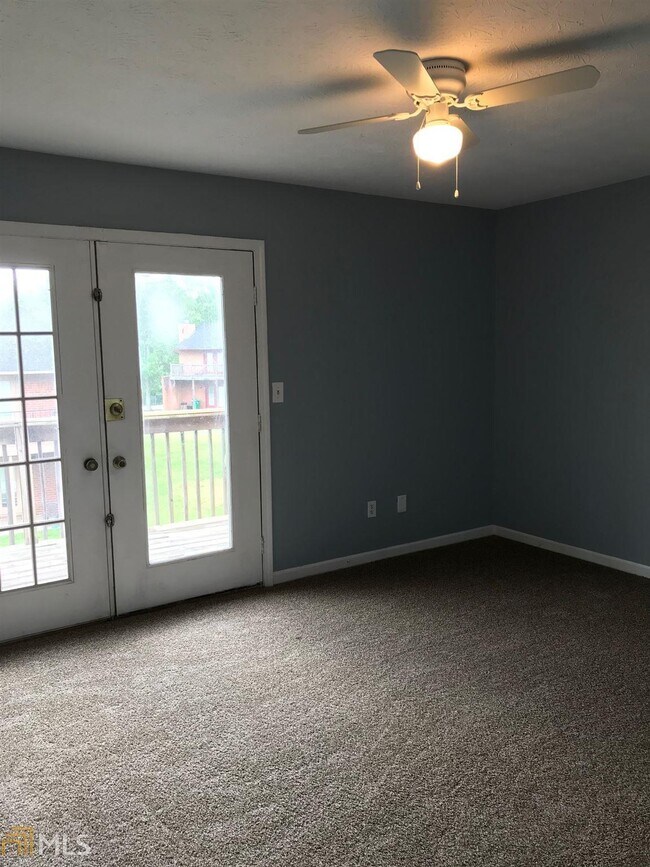 Building Photo - 4469 Golf Vista Cir