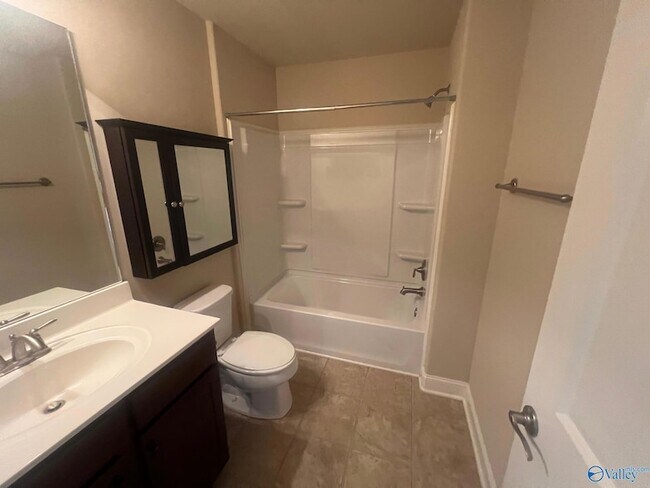 Building Photo - 104 Melbridge Dr