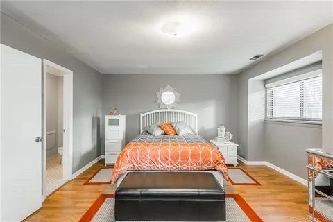 Main Bedroom 2 - 7 Woodland Ave