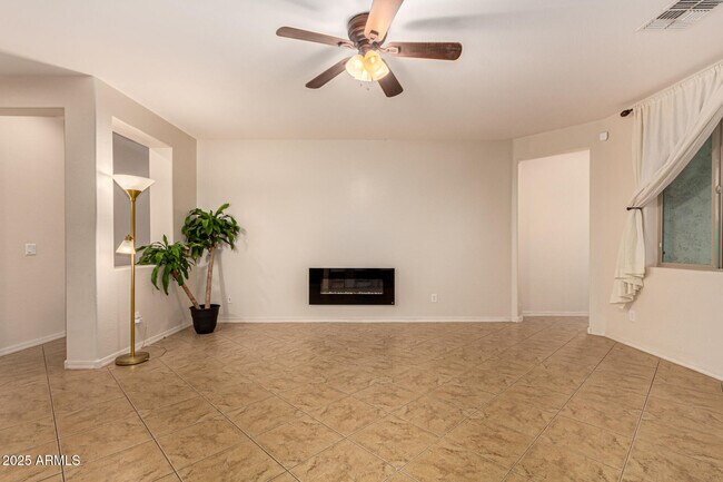 Building Photo - 18225 W Montecito Ave