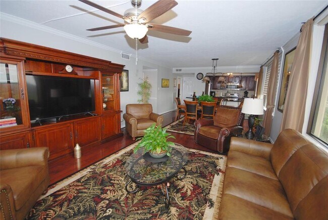 Building Photo - 14655 Champion Forest Dr Dr