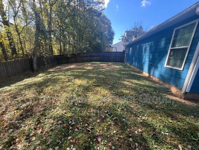 Building Photo - 6381 Klondike River Rd