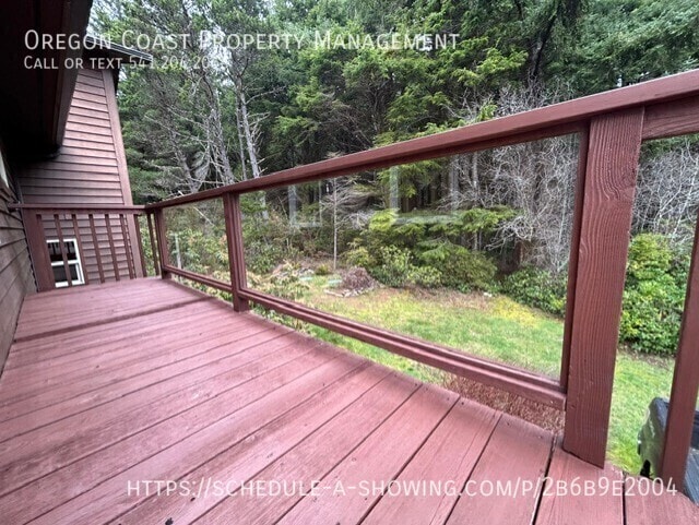 Building Photo - 7205 SW Burl Dr