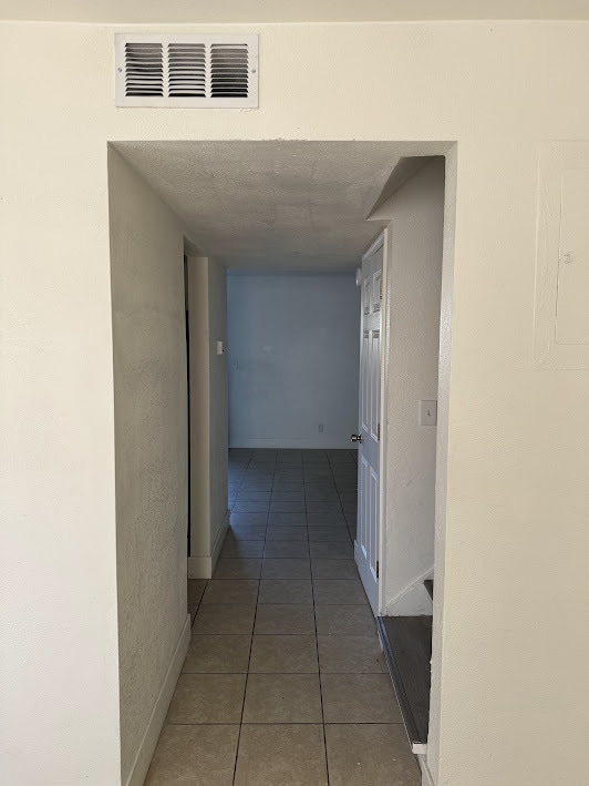 Building Photo - Central Phoenix 4 Bedroom Townhome