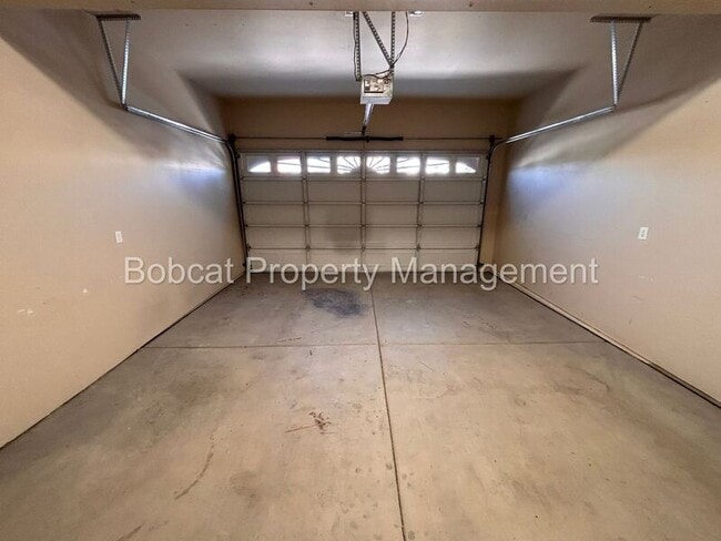 Building Photo - 825 Cassidy Ct