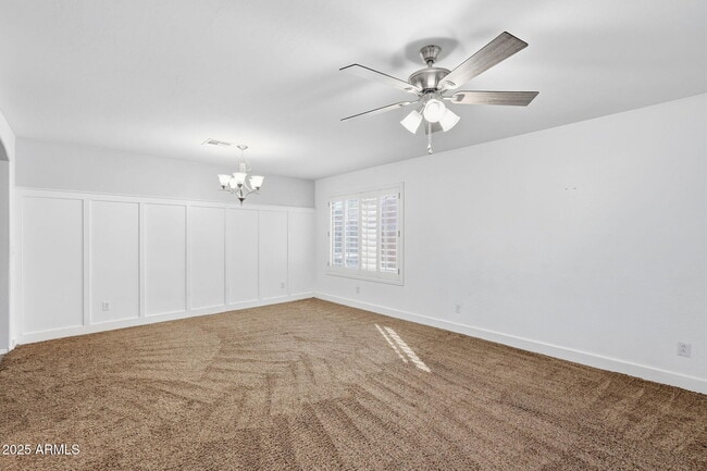 Building Photo - 21663 E Via Del Rancho Rd