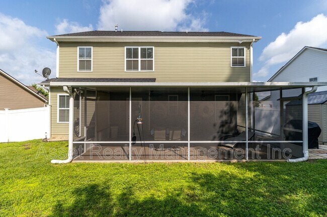 Building Photo - 1416 Madison Oaks Rd