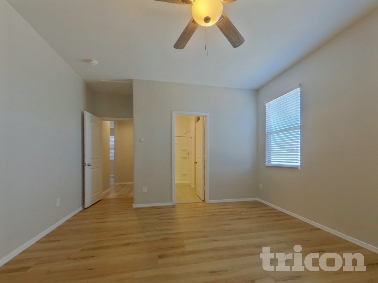 Building Photo - 31062 W Mulberry Dr