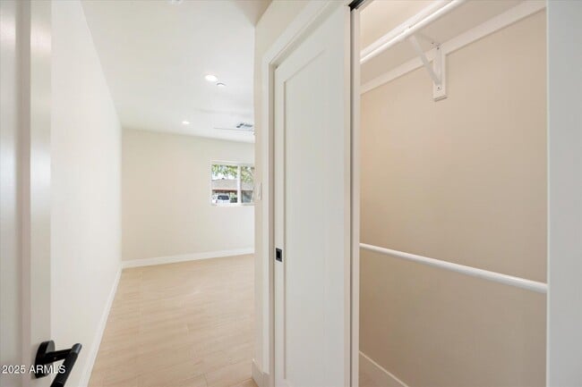 Building Photo - 7754 E Verde Ln