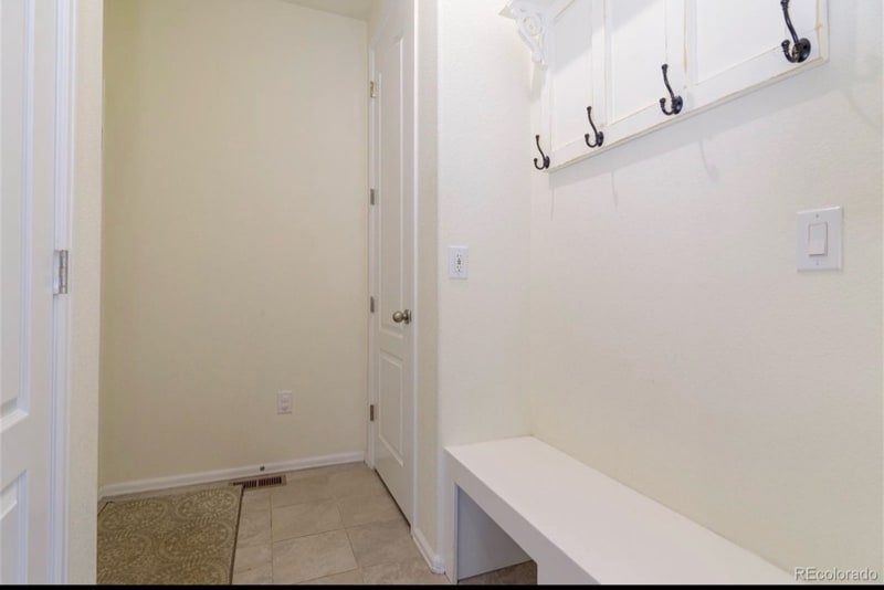 Building Photo - 10474 Evansville St