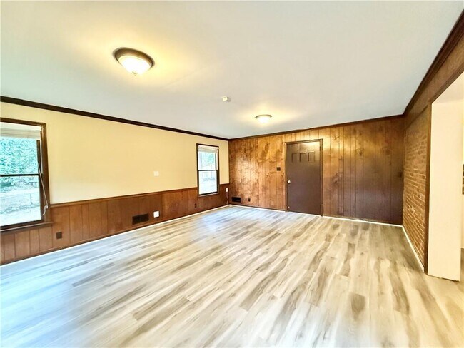 Building Photo - 3463 Canadian Way