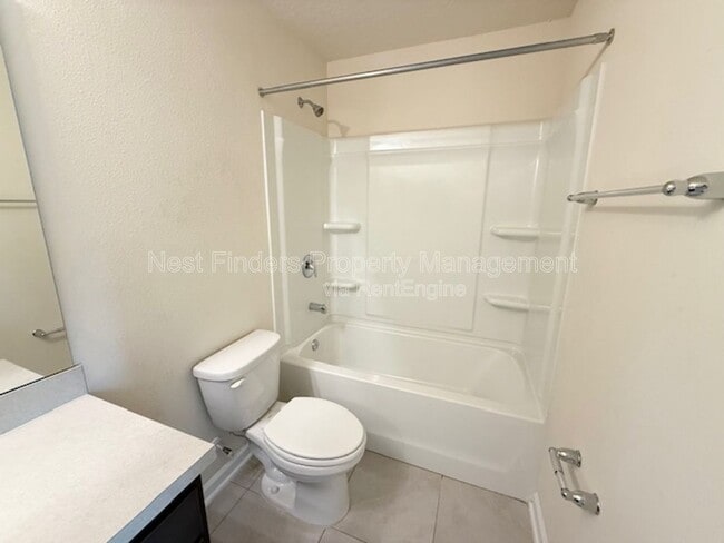 Building Photo - 9622 Baylin Ct