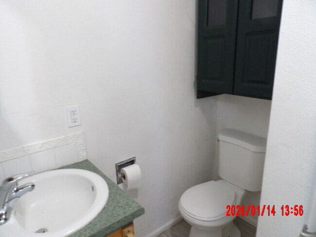 Building Photo - 1306 10th St