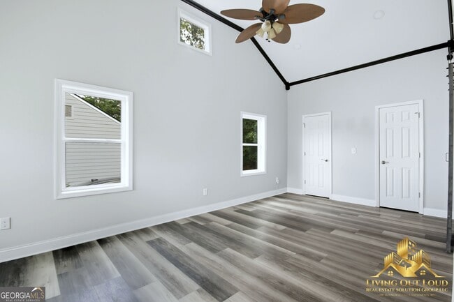 Building Photo - 1439 Westridge Rd SW