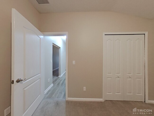 Building Photo - 12131 Rouen Cove Dr